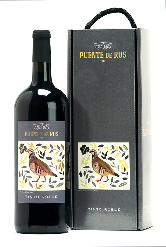 MAGNUM TINTO ROBLE CON ESTUCHE (BOTELLA 1,5L)